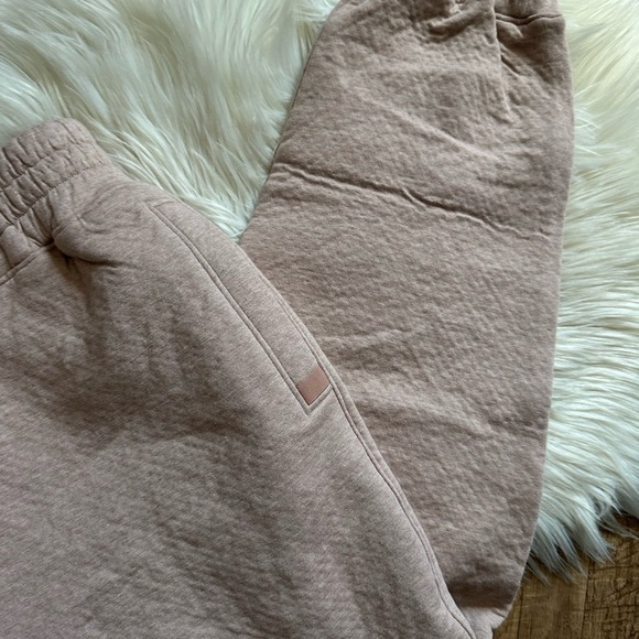 LUNYA Restore Double Faced Joggers - Picture 4 of 6